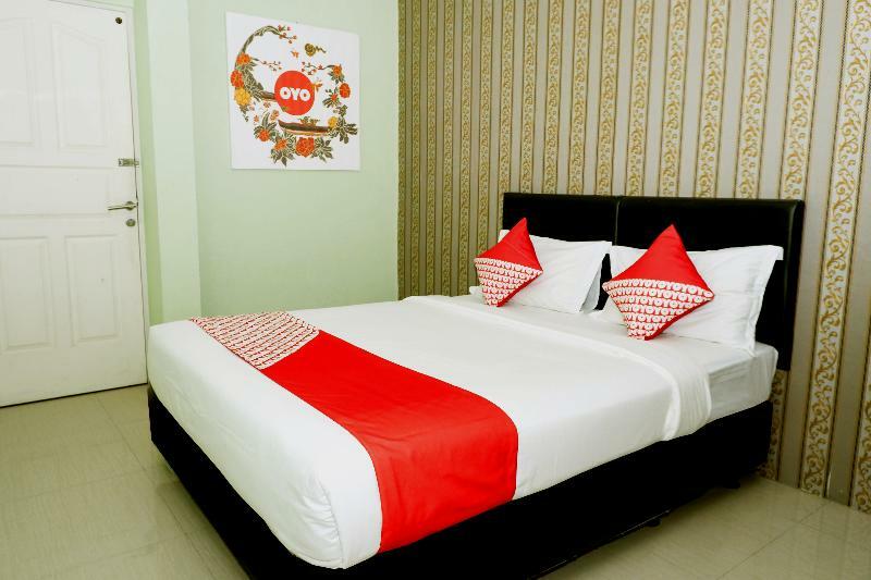 Oyo 338 Guest House Omah Manahan Syariah Surakarta  Exterior photo